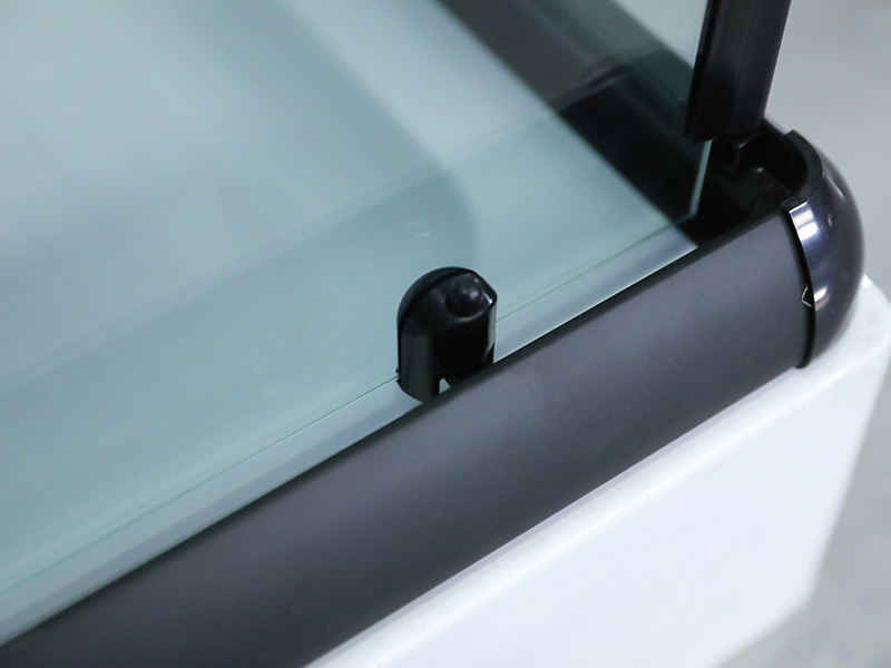 RE 슬라이딩 샤워 인클로저, 인쇄가 있는 투명 강화 유리, 검정색 알루미늄 프로파일, 이중 구멍 손잡이, 트레이 포함 RE 슬라이딩 샤워 인클로저, 인쇄가 있는 투명 강화 유리, 검정색 알루미늄 프로파일, 이중 구멍 손잡이, 트레이 포함