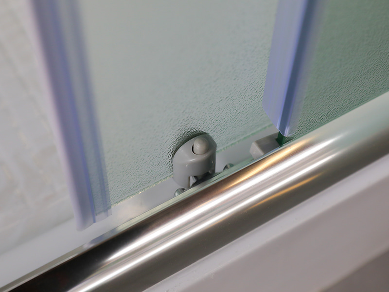 재 슬라이딩 샤워 enclosusre, 매트 템퍼레드 유리, 크롬 알루미늄 프로파일, 이중 구멍 손잡이, 트레이 재 슬라이딩 샤워 enclosusre, 매트 템퍼레드 유리, 크롬 알루미늄 프로파일, 이중 구멍 손잡이, 트레이